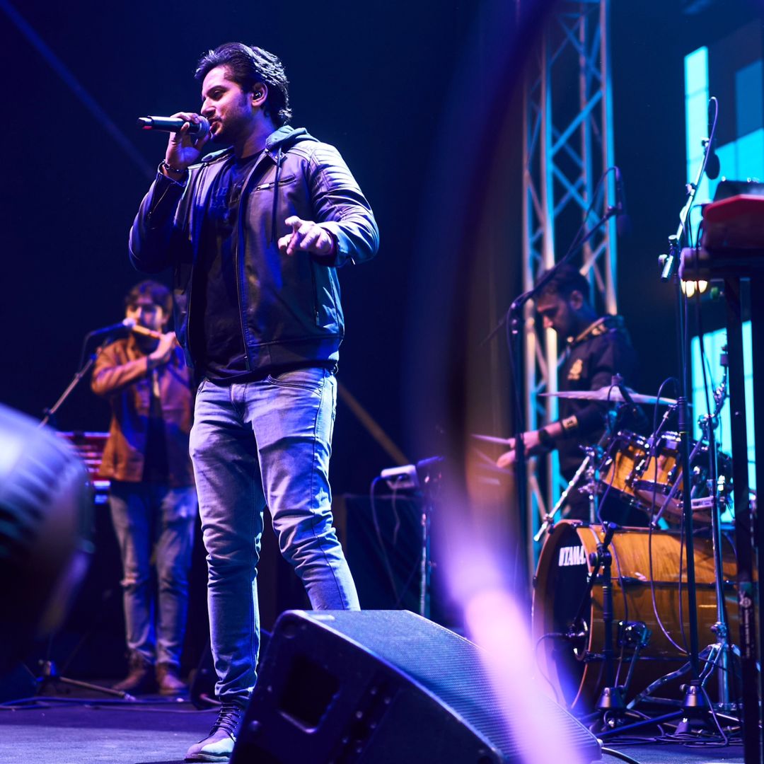 Fahmil Khan Live Performance